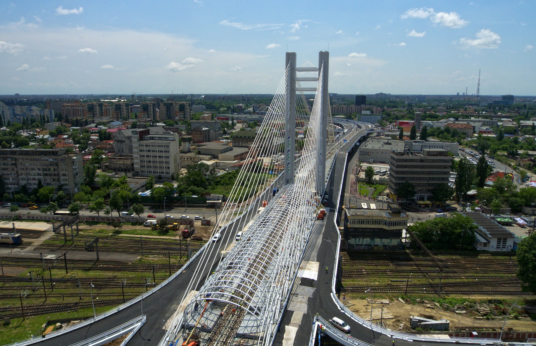 Restricțiile de circulație pe Pasajul Basarab vor fi ridicate, odată cu începerea școlii / Și tramvaiul reia circulația