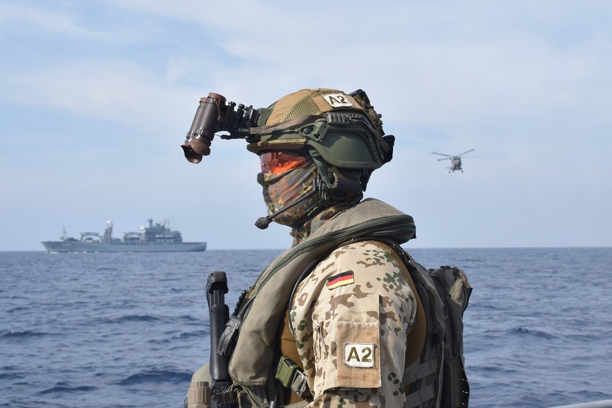 Fragment de dronă aeriană cu încărcătură explozivă, interceptat și distrus de militarii români la Gura Portiței