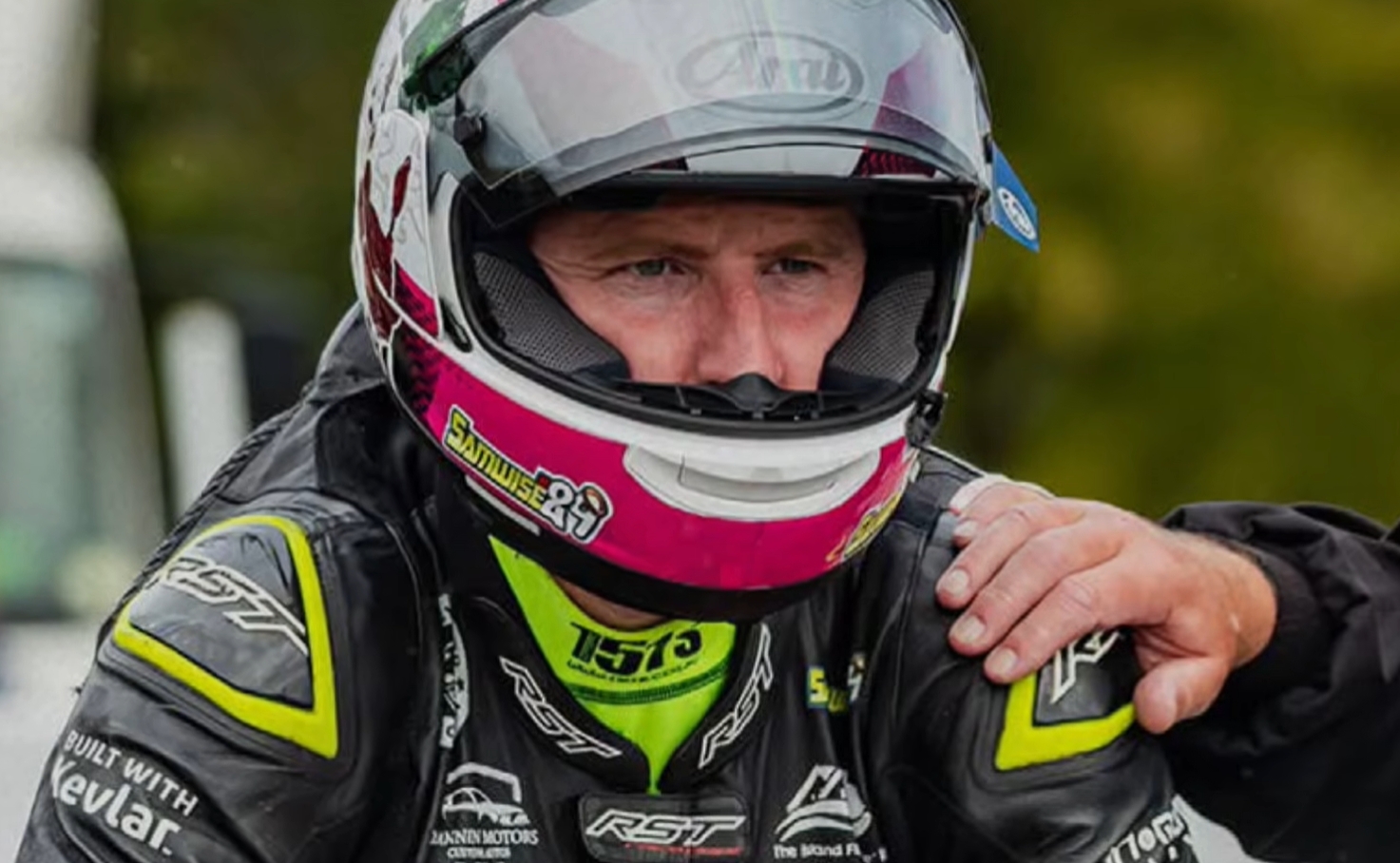Doi motocicliști au murit în timpul calificărilor pentru Manx Grand Prix
