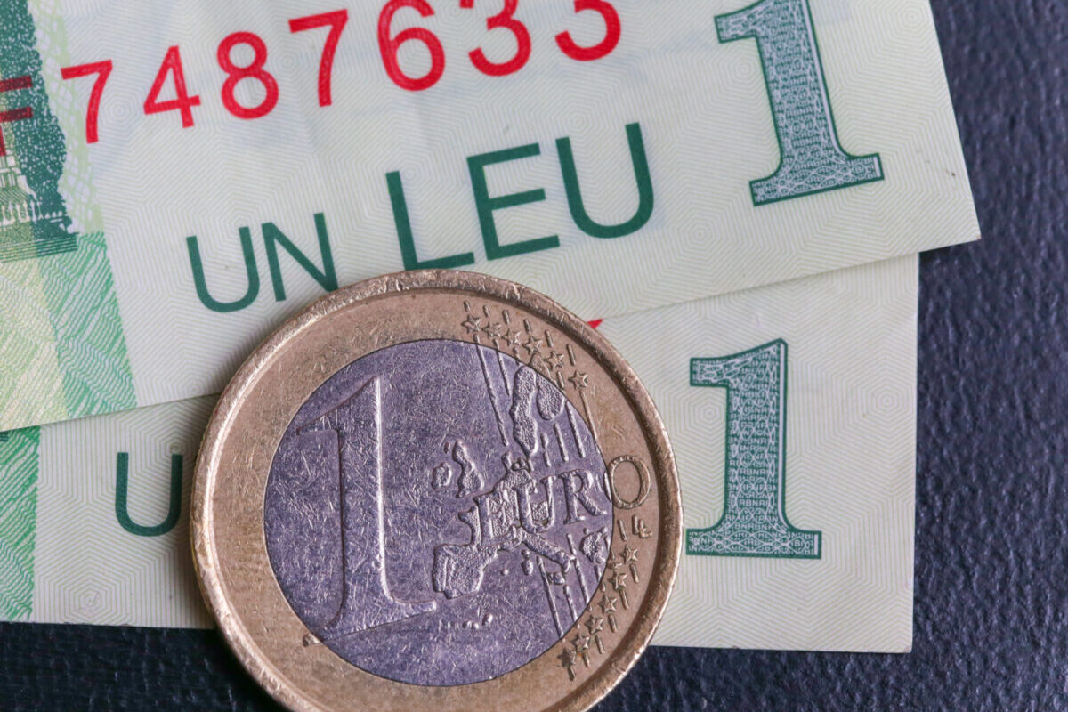 GRAFIC | Curs valutar BNR, 11 august 2026: Leul pierde teren în fața euro și a dolarului. Aurul s-a scumpit