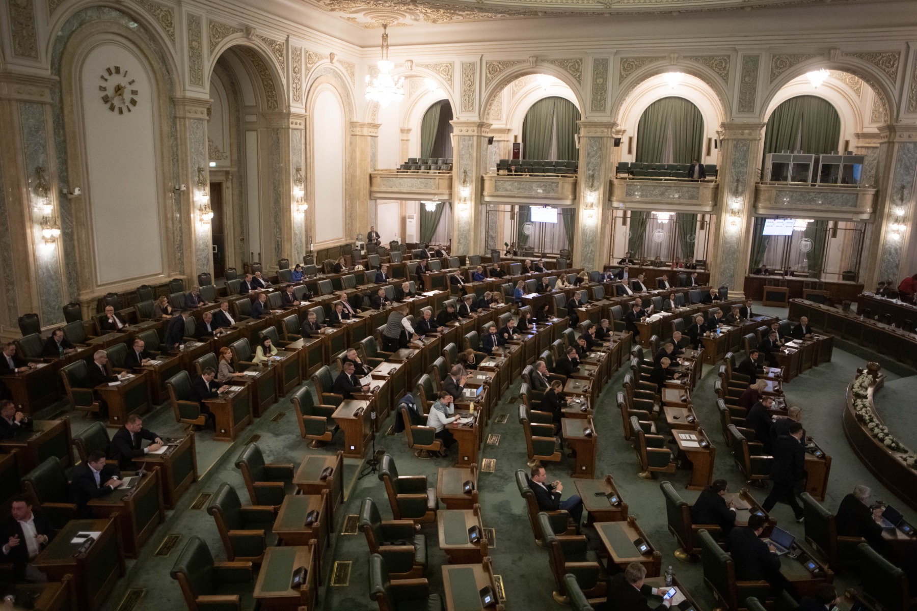 Grupul PACE-Întâi România solicită comisie parlamentară de anchetă în Senat privind întâlnirea dintre Bolojan şi Simina Tănăsescu