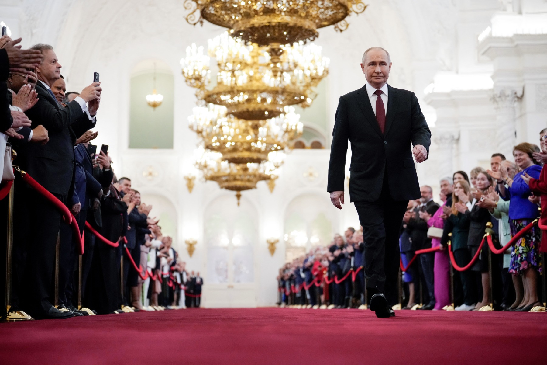 UE pregătește pentru toamnă cel mai amplu pachet de sancțiuni împotriva Kremlinului / ”Sancțiunile au costat Rusia deja peste 1 trilion de euro”