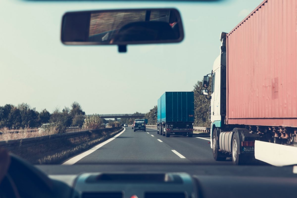 Transportatorii cer amânarea TollRo până la 15 ianuarie 2027