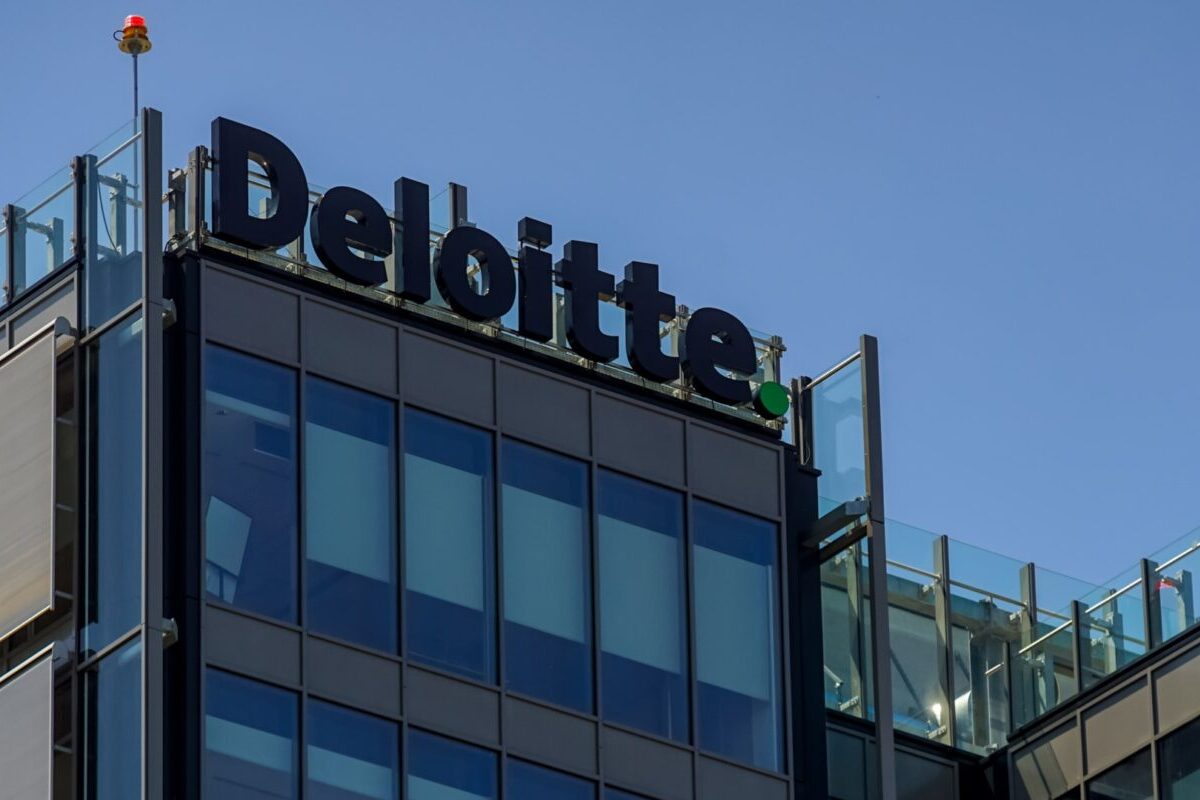 Deloitte România își consolidează conducerea. Trei directori noi în echipele de consultanță și audit