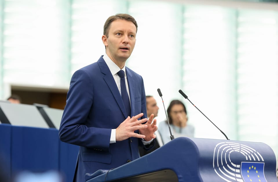 Siegfried Mureșan afirmă că PNL „nu va vota un Guvern controlat de PSD”: Le sticlesc ochii să risipească ceea ce românii au reușit să economisească