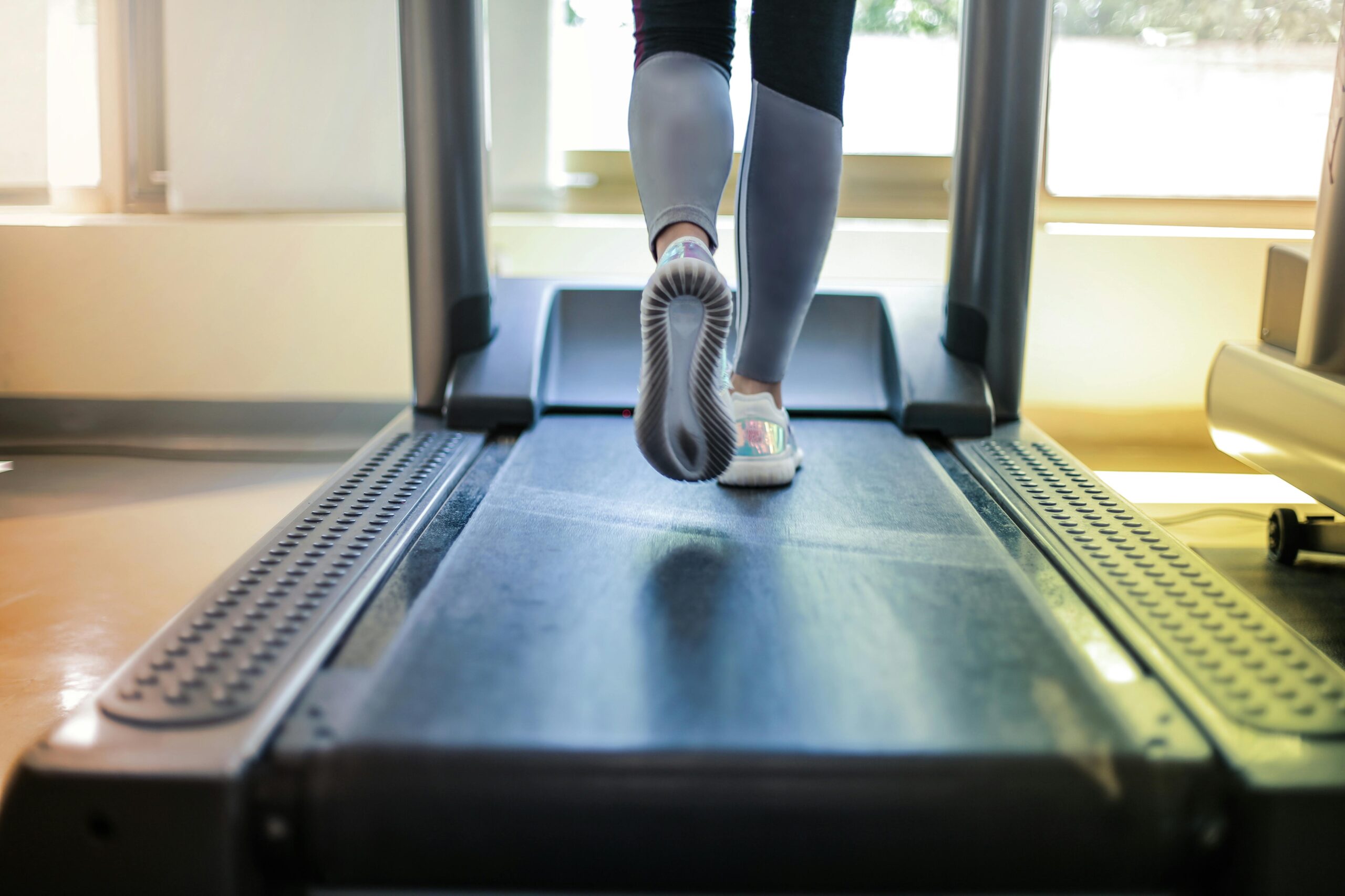 Exercițiul surprinzător de simplu care îți poate îmbunătăți starea de spirit în doar 10 minute, potrivit cercetătorilor