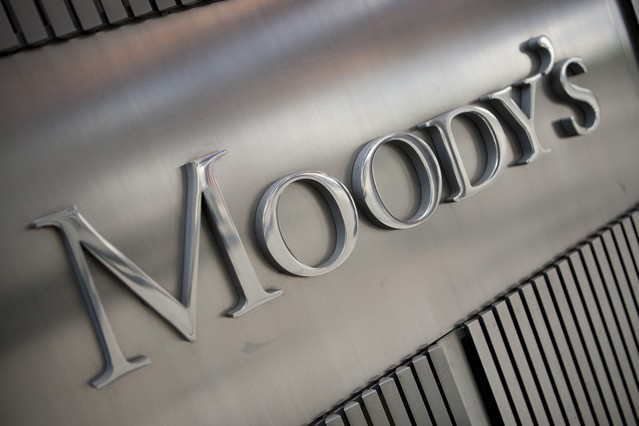 BREAKING | Moody’s: Lipsa majorității în Parlament și problemele de finanțare aduc riscuri pentru consolidarea fiscală din România