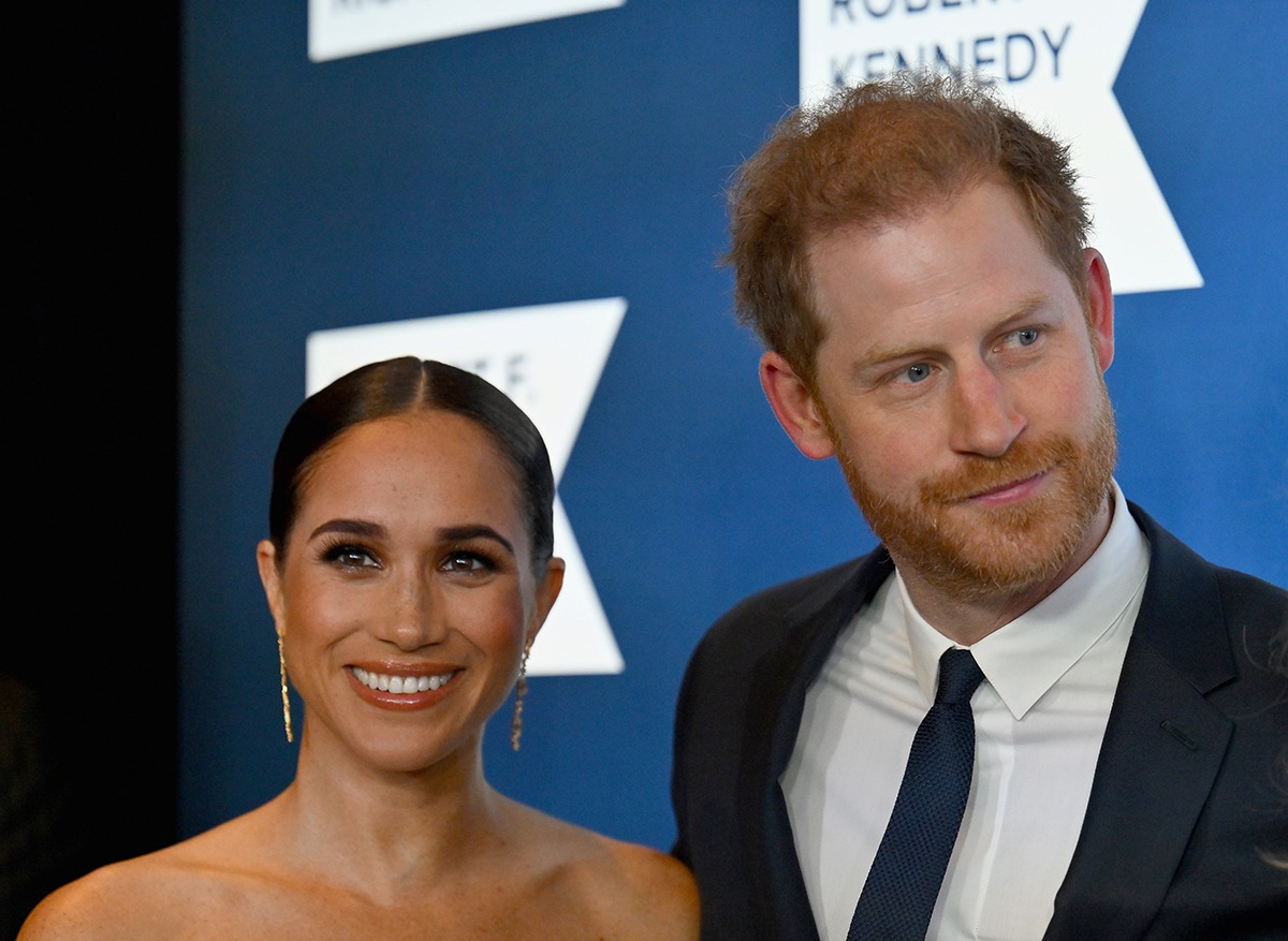 Prinţul Harry spune că vrea să se împace cu familia regală britanică / ”Există destulă dramă în lume, încât să mai continui şi cu probleme în familie”