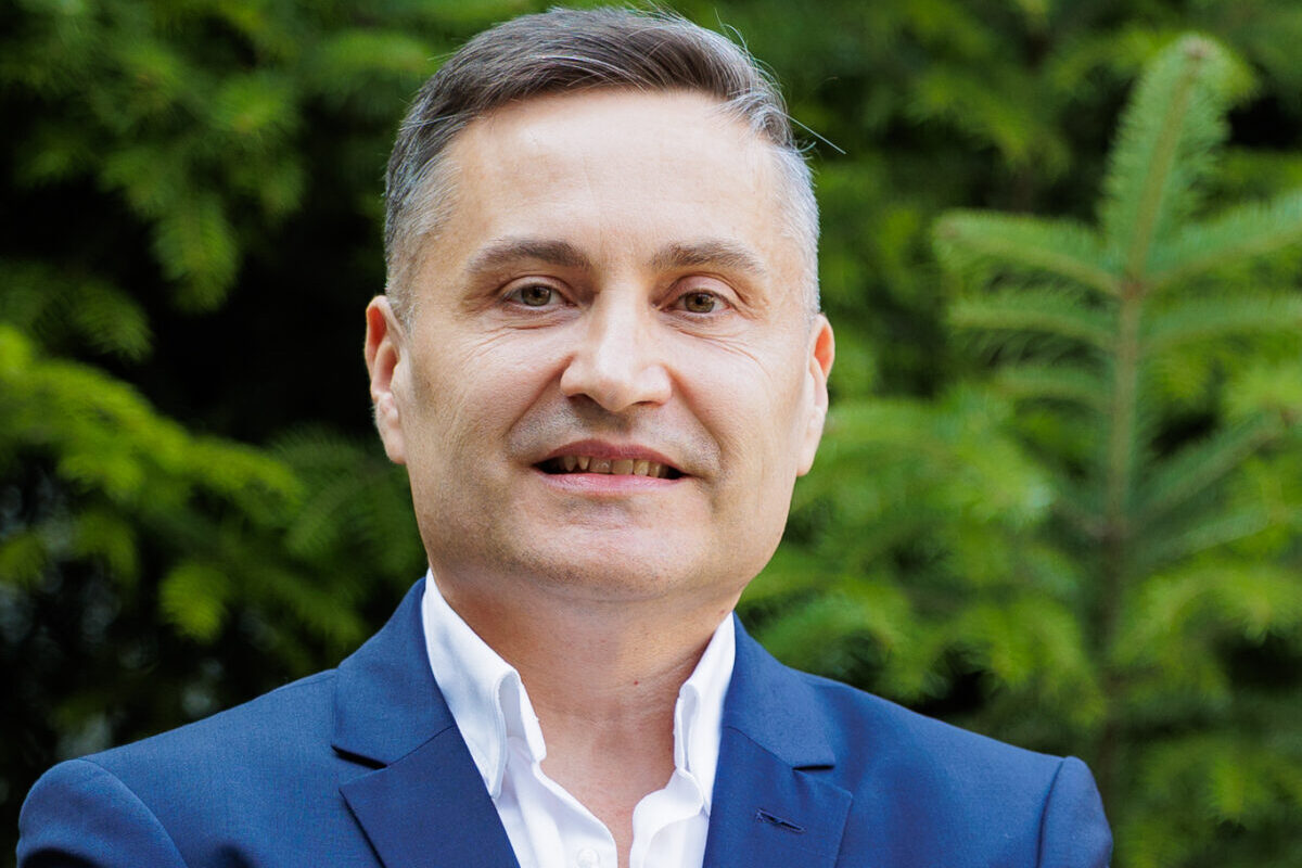 Platforma industrială Kupelo Holding se lansează în România