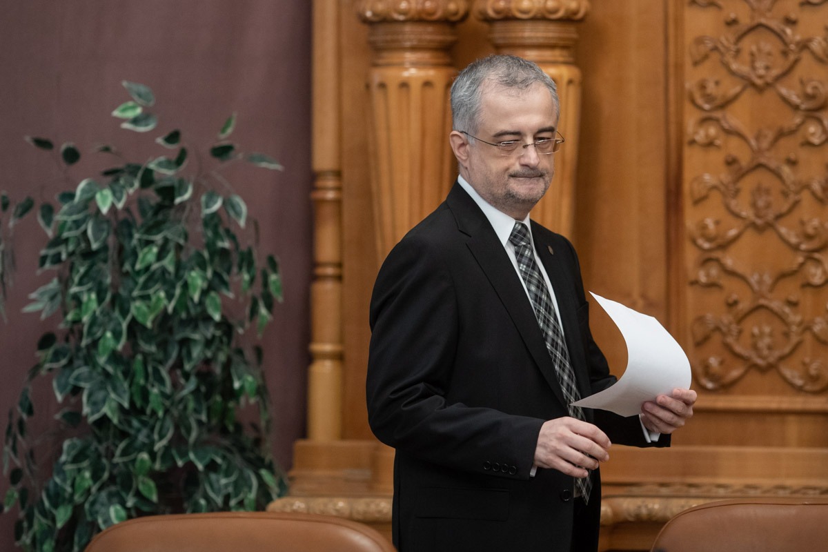 Gabriel Andronache (PNL): Stupidă fază. Autogol PSD / Joi, PSD a contrazis ce a votat marți în programul de guvernare