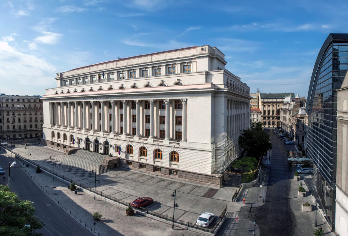 BNR decide joi dobânda cheie. Analiștii se așteaptă la o schimbare abia din mai 2027