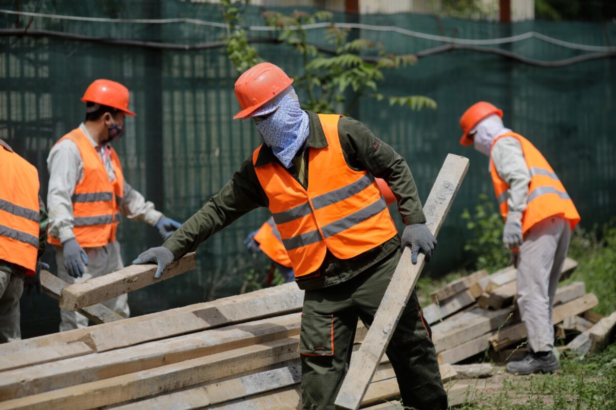 ANAF: Prejudiciu de peste 6,2 milioane de lei într-un mecanism fiscal cu facturi fictive, folosit de cinci firme de recrutare a muncitorilor asiatici