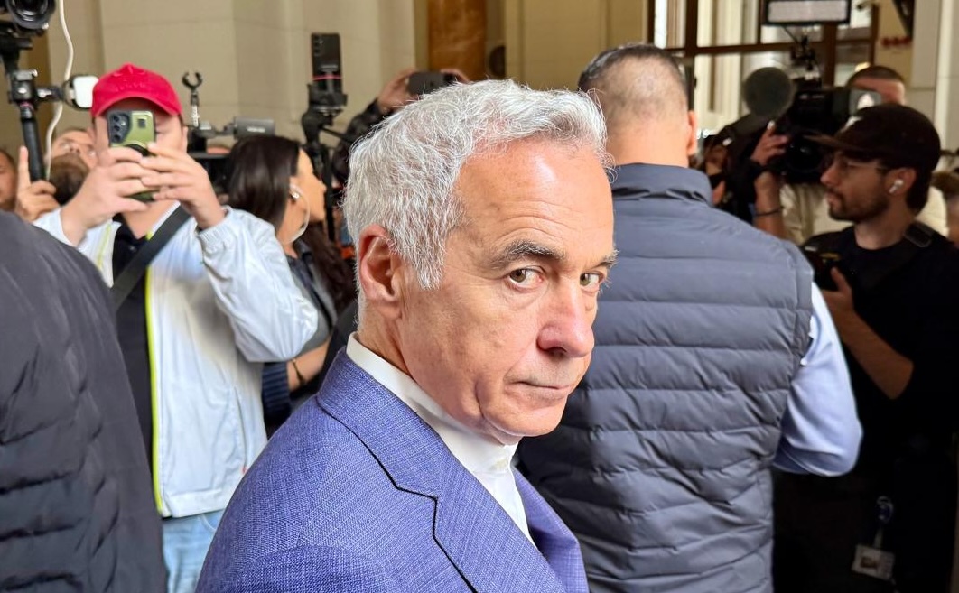 Contestaţia DIICOT în cazul plasării lui Călin Georgescu în arest la domiciliu se judecă astăzi
