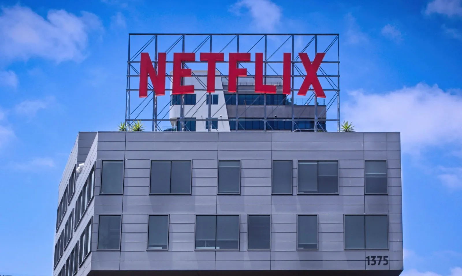 Netflix ar fi discutat cu Microsoft pentru licențierea jocurilor de Xbox