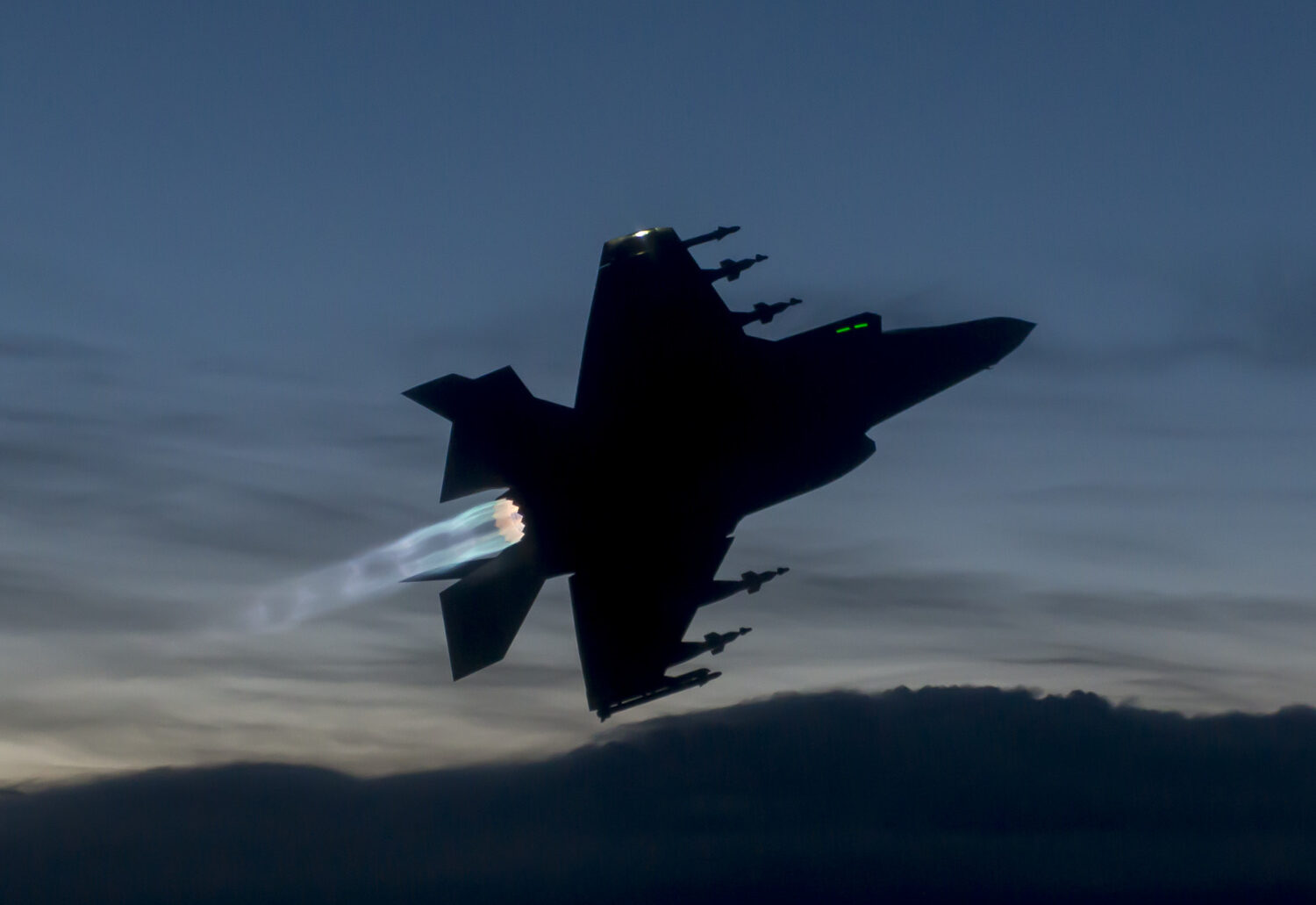 Pentagonul a încheiat un acord cu Lockheed Martin pentru cel puțin 850 de avioane F-35 în următorii zece ani